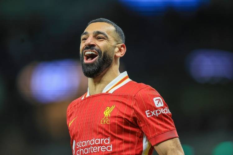 6:0！新赛季最惨巨星浮现，生涯联赛再创尴尬纪录，自家球迷狂嘘