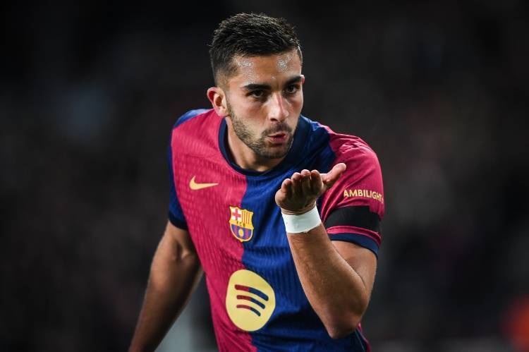 邮报：维拉可能续租拉什福德，并在夏窗求购巴萨前锋费兰-托雷斯