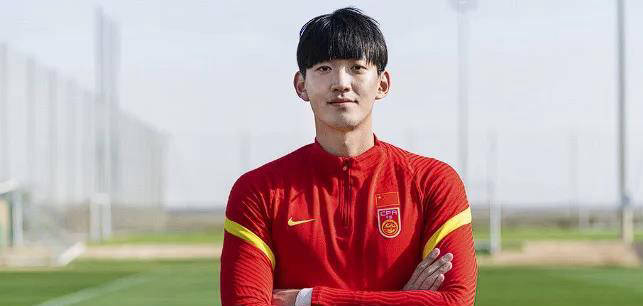 上港两大主力宣布离队！将转战五大联赛追随法甲名帅，孙祥劝阻无果